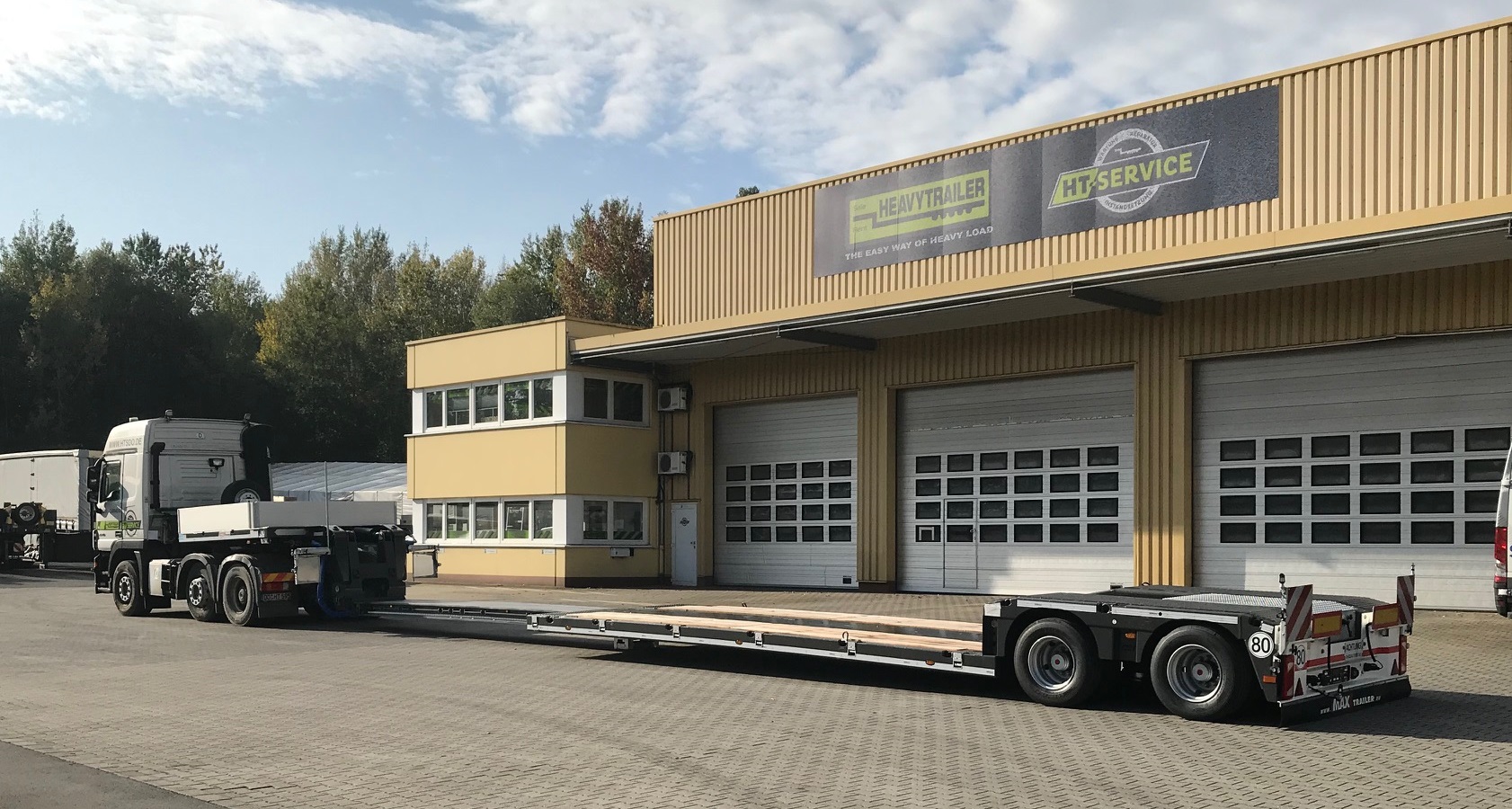 MAX Trailer 2-Achs-Tiefbett-Sattelauflieger MAX510