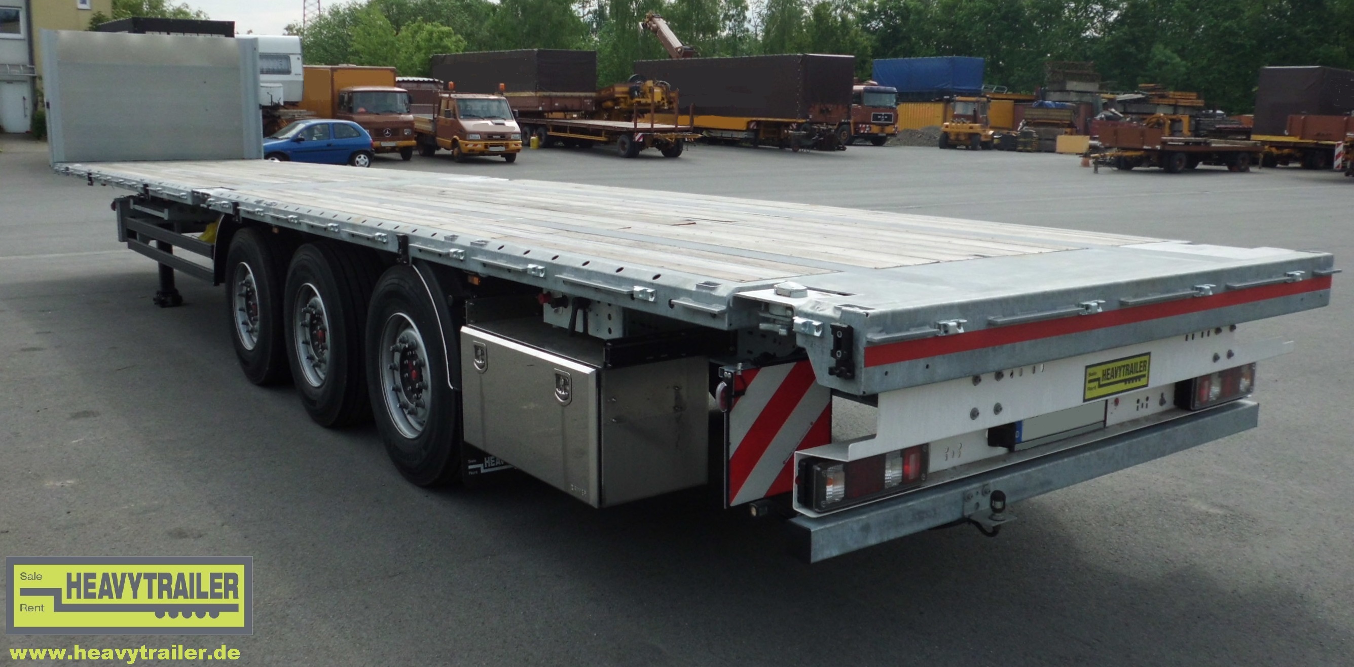 Heavytrailer 3-axle-plateau-trailer (building material)